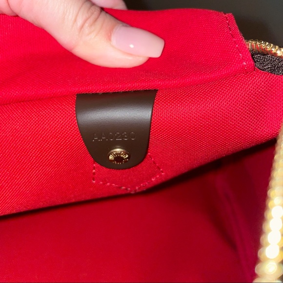 Louis Vuitton SPEEDY BANDOULIÈRE 30 - Picture 4 of 4